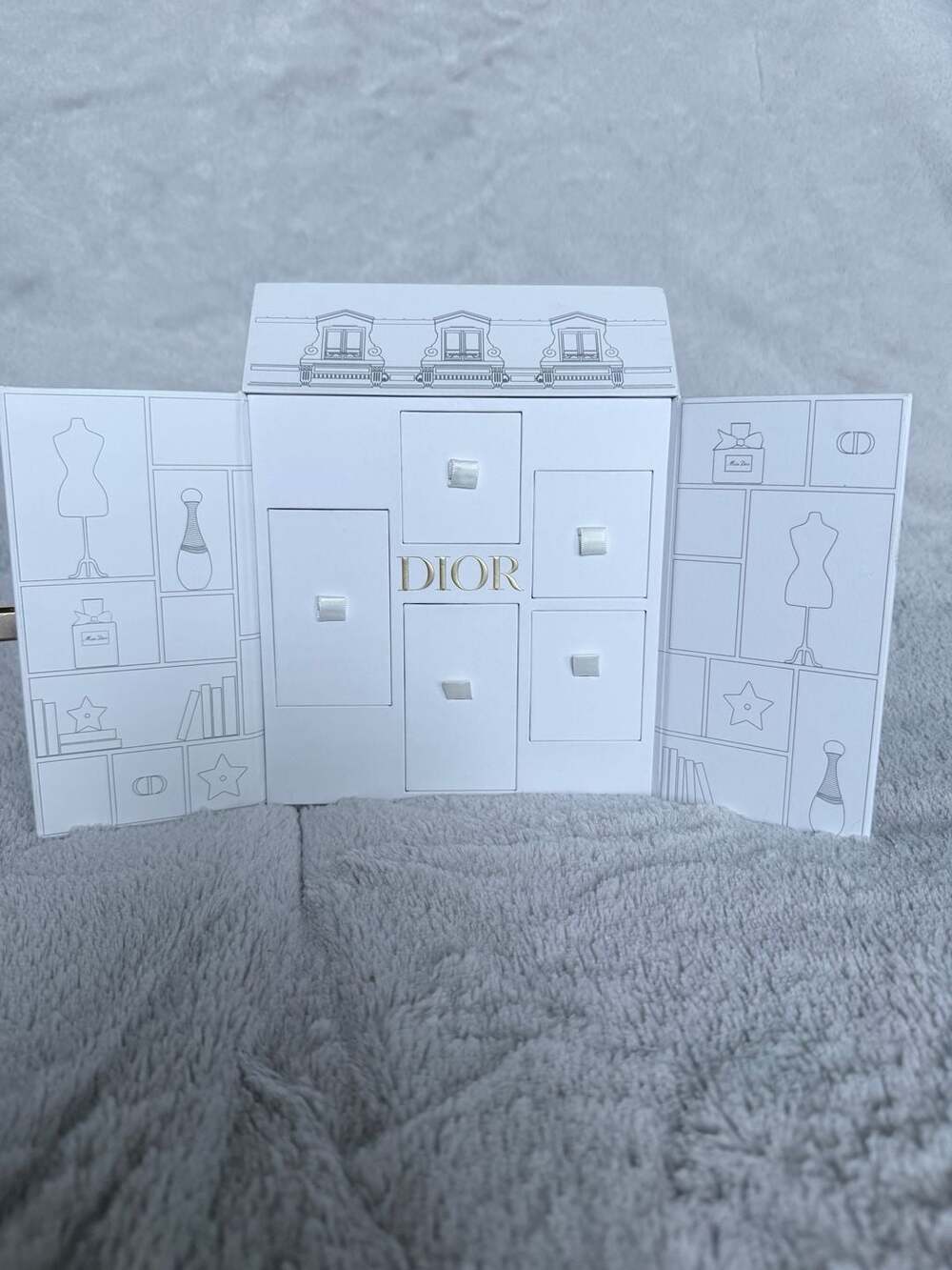 Dior 30 Montaigne Luxury Miniature Discovery Gift Box